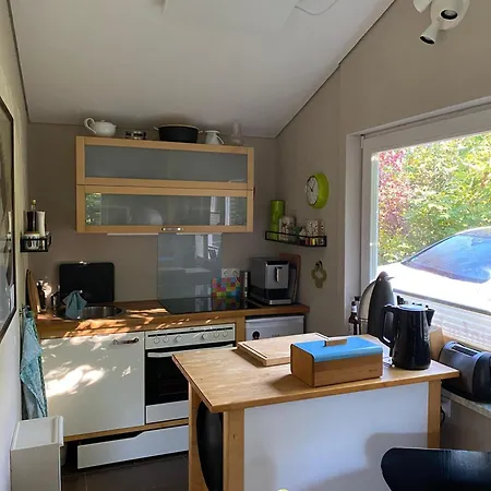 Schwedenhaeuschen-am-see-einfach-lagom