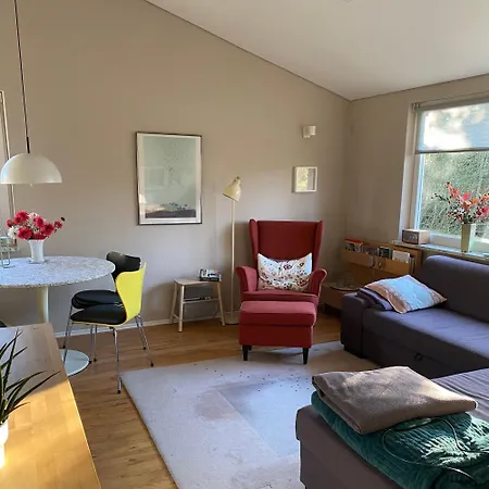 Schwedenhaeuschen-am-see-einfach-lagom Casa de Férias Bistensee