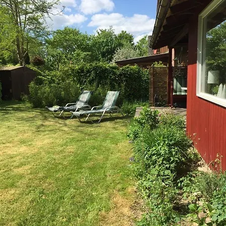 Holiday home Schwedenhaeuschen-am-see-einfach-lagom Bistensee