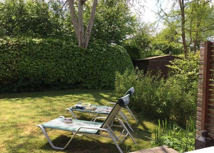 Schwedenhaeuschen-am-see-einfach-lagom * Bistensee